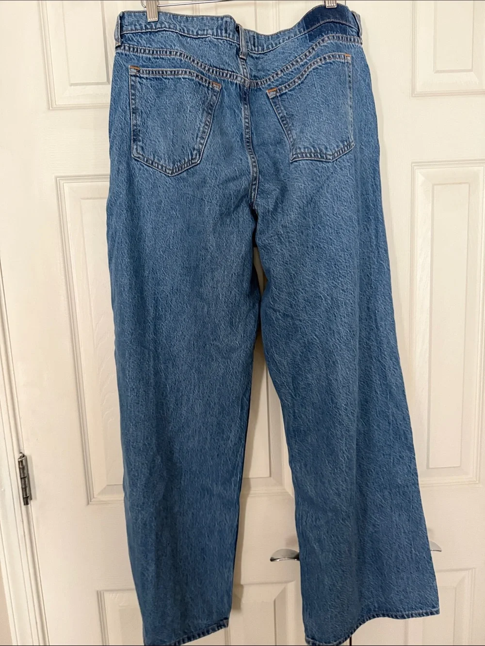 NWT Abercrombie Ultra Loose Low Rise Curve Love Jeans